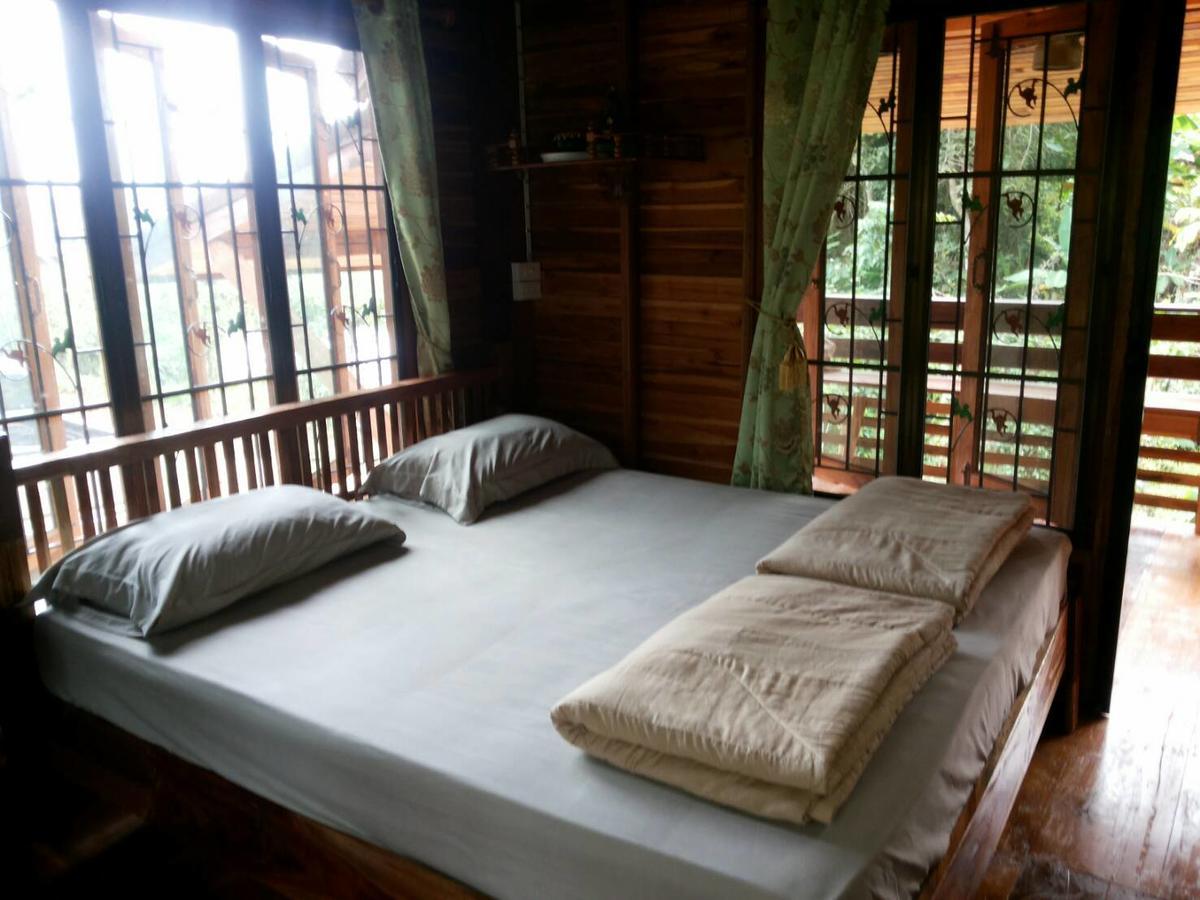 Hotel Baan Kaset Bandit Amphoe Amphoe Khao Kho Exterior foto